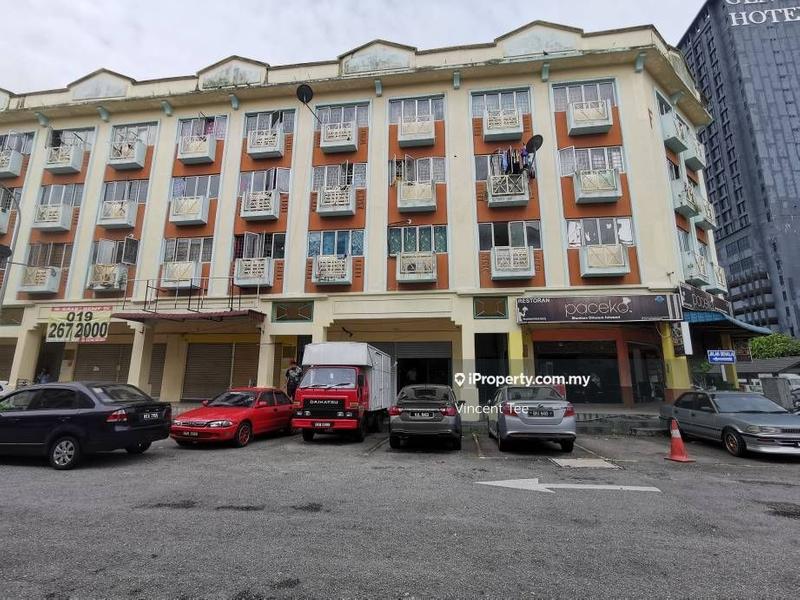 For Rent - Ground Floor Shop 22 x 65 Taman Subang Mas Subang Jaya