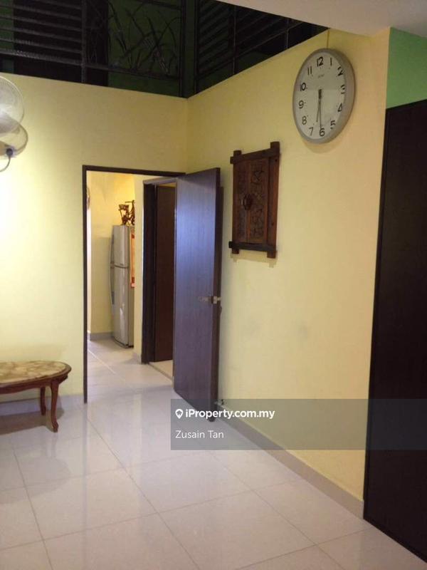 Rumah Berangkai 1.5 Tingkat untuk Dijual di Fettes Park, Tanjung Tokong oleh Zusain Tan - iProperty.com.my