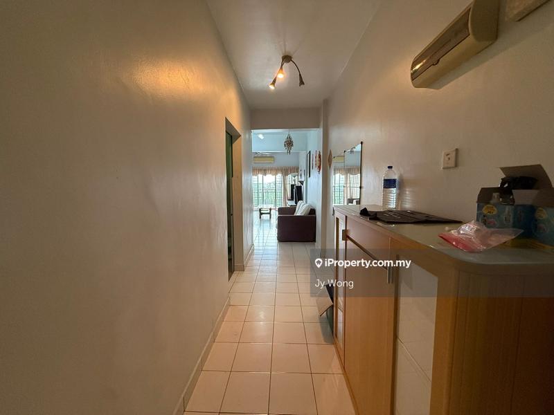 Condominium for Sale in La Vista Condominiums by Jy Wong - iProperty.com.my