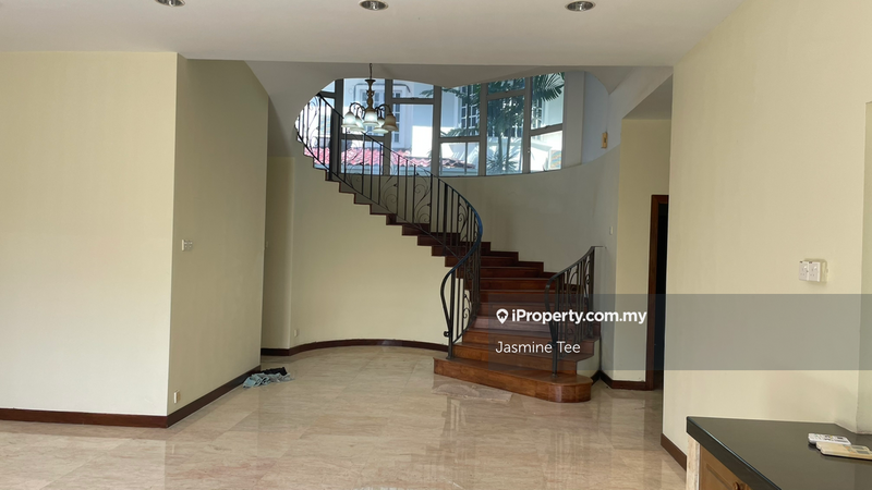 Bungalow House for Sale in Renovated with swimming pool, Ampang Utama(Ampang, Ampang by Jasmine Tee - iProperty.com.my