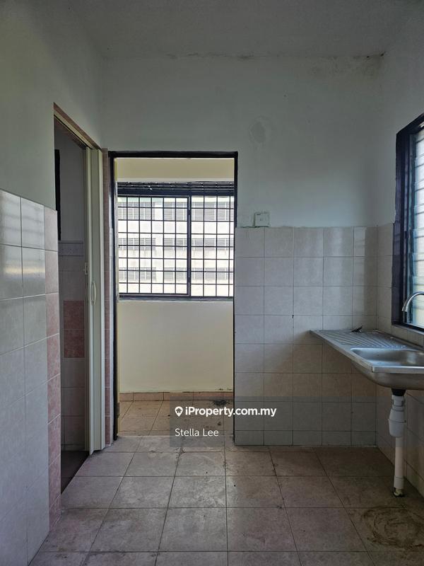 Flat for Sale in Flat Mahkota Cheras (L6 L7 L8 L9) by Stella Lee - iProperty.com.my