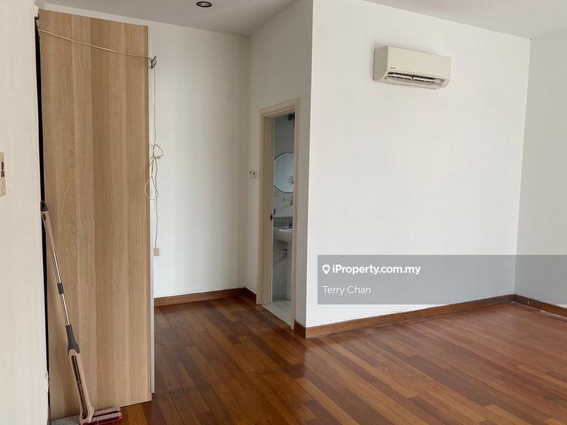 Bungalow House for Sale in Valencia, Sungai Buloh by Terry Chan - iProperty.com.my