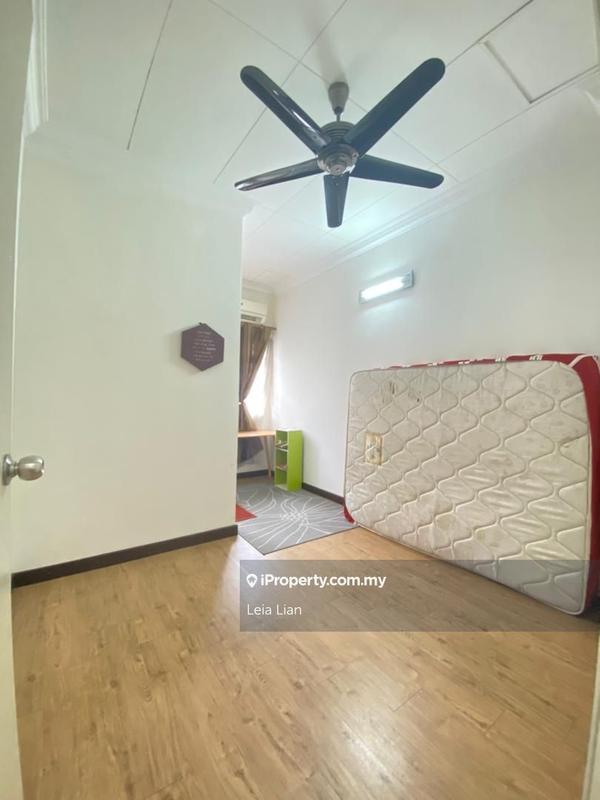 Rumah Berangkai 2 Tingkat untuk Dijual di Bandar Saujana Putra, Tanjong Duabelas oleh Leia Lian - iProperty.com.my