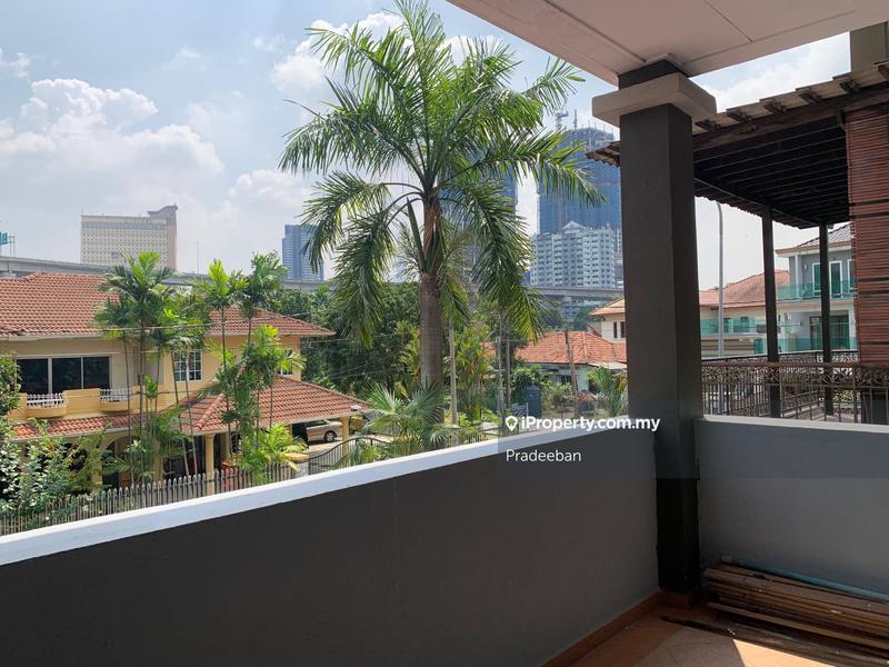 Rumah Berangkai 2.5 Tingkat untuk Dijual di Jalan Halimahton, Jalan Klang Lama (Old Klang Road) oleh Pradeeban - iProperty.com.my