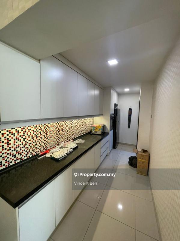 Kondominium untuk Disewa di Residence 8 oleh Vincent Beh - iProperty.com.my