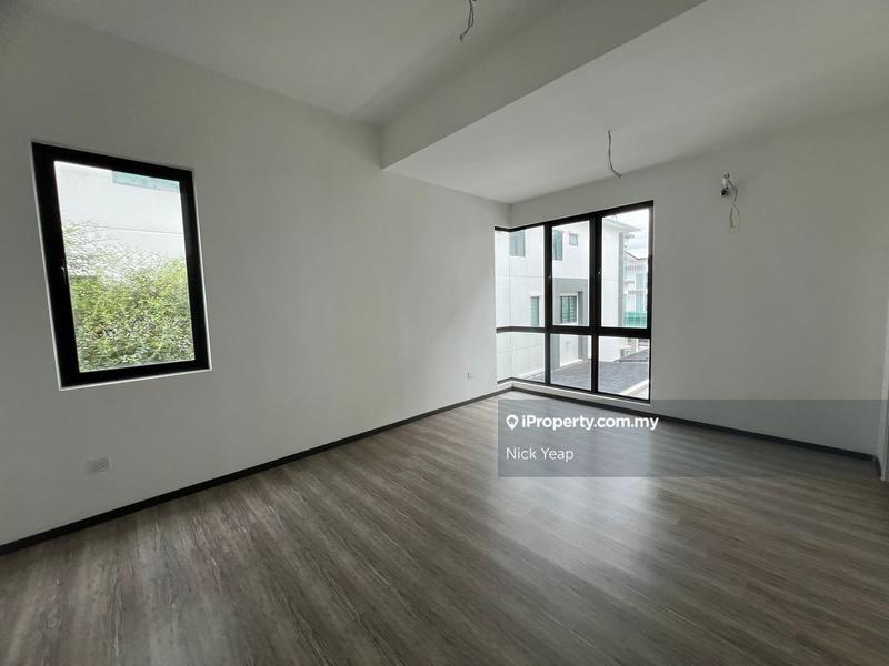 Rumah Berkembar untuk Dijual di Taman Villa Perdana, Kajang oleh Nick Yeap - iProperty.com.my