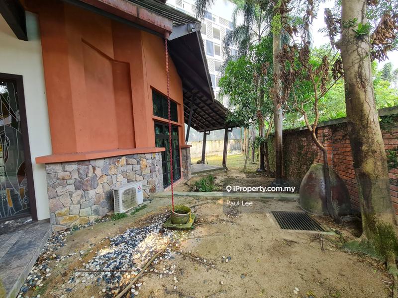 Bungalow House untuk Dijual di Taman Yarl, Jalan Klang Lama (Old Klang Road) oleh Paul Lee - iProperty.com.my