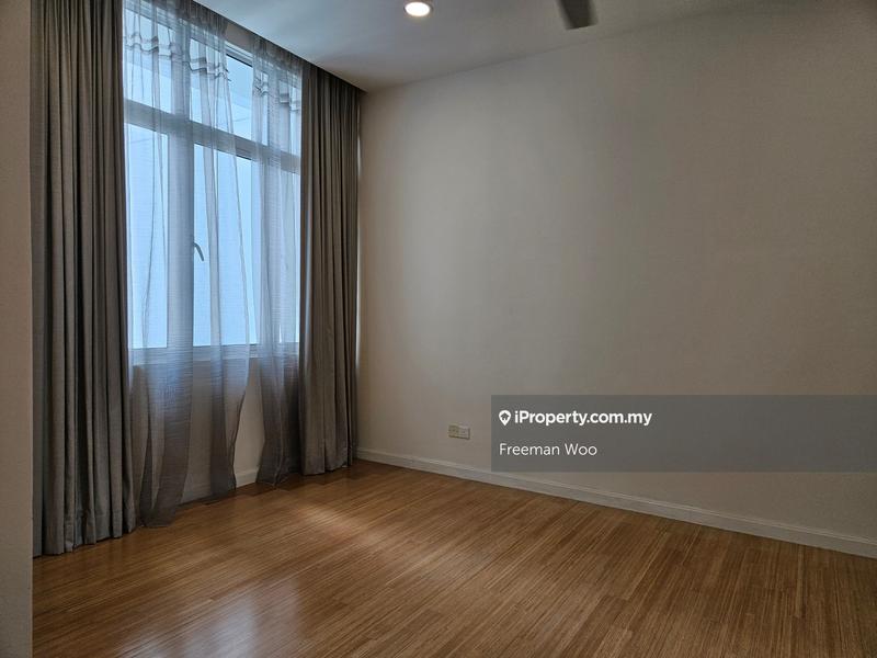 For Sale - Kenny Hills Residence