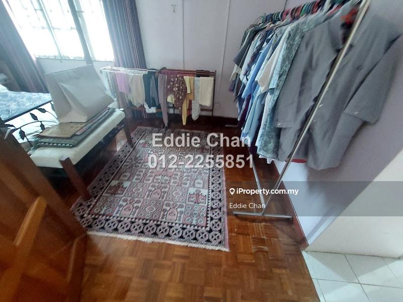 Bungalow House for Sale in Taman Melawati, Ulu Kelang by Eddie Chan - iProperty.com.my