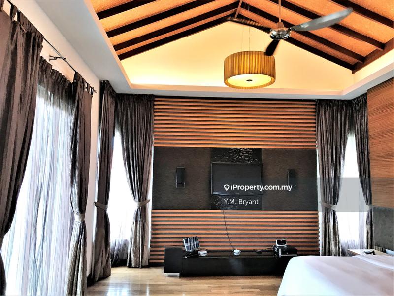 Bungalow House for Sale in SAUJANA GOLF PINGGIRAN GOLF LAKEVIEW, Saujana by Bryant Be - iProperty.com.my