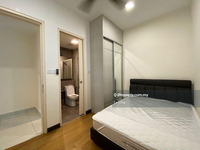 Kediaman Servis untuk Dijual di Isola oleh Ee Ling - iProperty.com.my