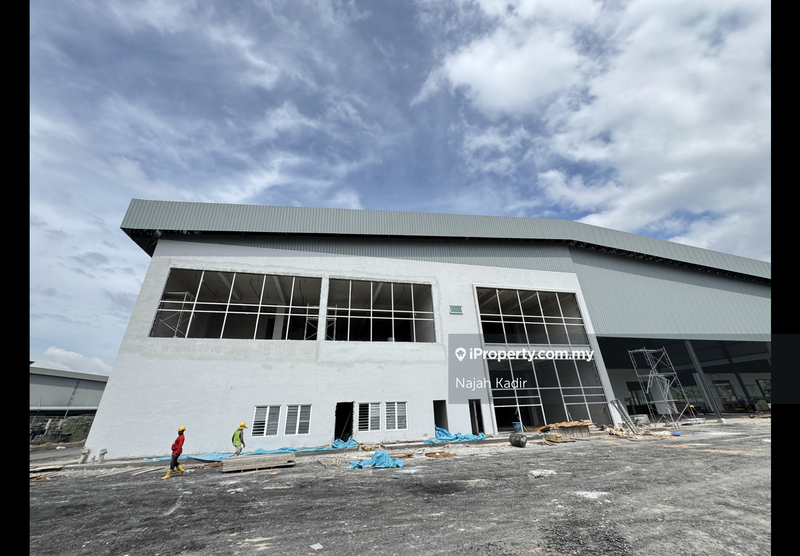 Kilang Terpisah untuk Dijual di Bandar Baru Enstek, Bandar Enstek oleh Najah Kadir - iProperty.com.my