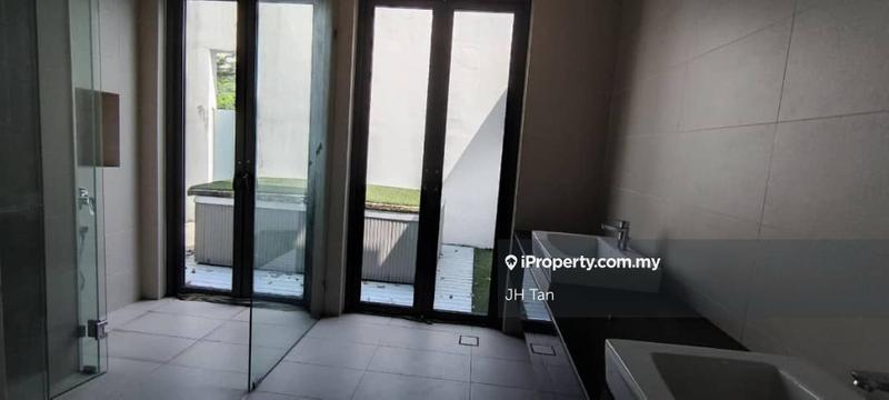 Bungalow House for Sale in Damansara Jaya, Petaling Jaya by JH Tan - iProperty.com.my