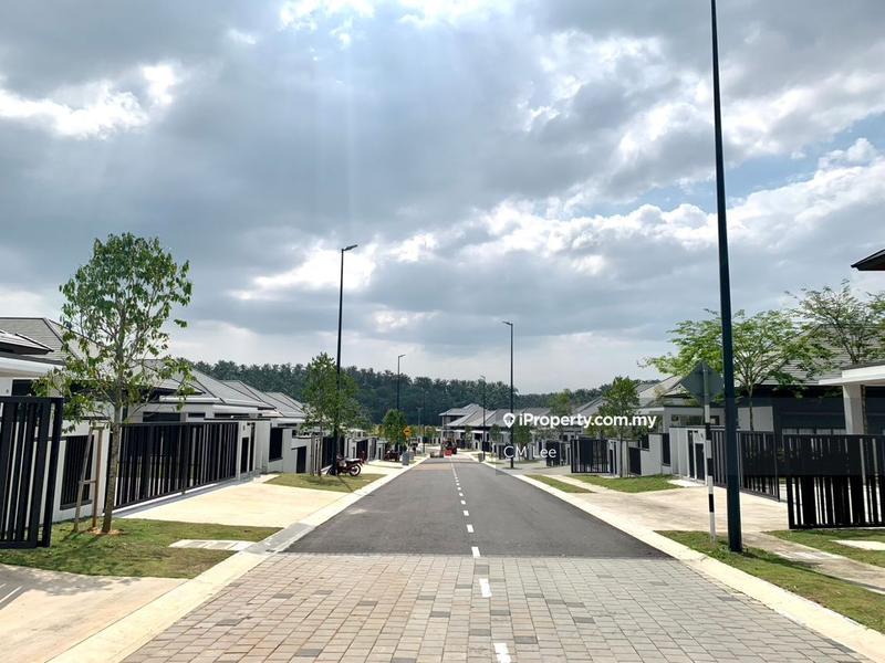 Bungalow House for Sale in Bandar Seri Coalfields, Ijok by CM Lee - iProperty.com.my