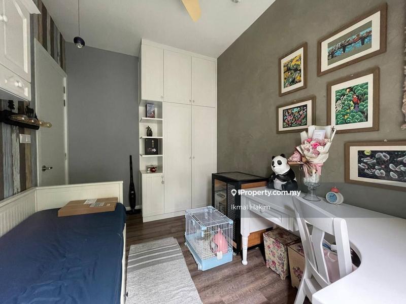 For Sale - Isle of Kamares