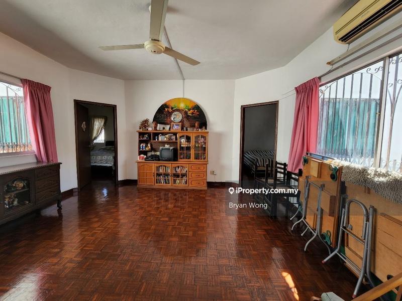 Semi-Detached House for Sale in Damansara Jaya, Petaling Jaya by Bryan Wong - iProperty.com.my