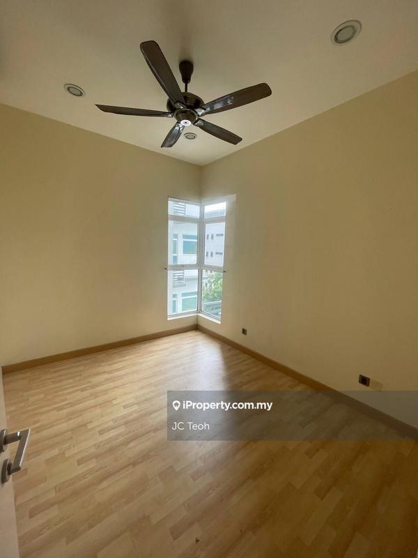 For Rent - Amaya Saujana