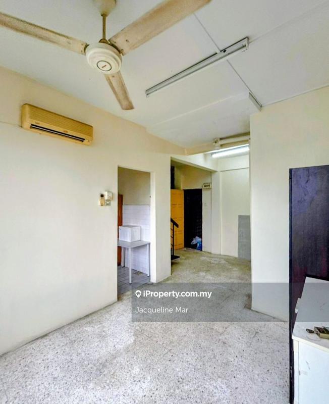 For Sale - Kenari Court