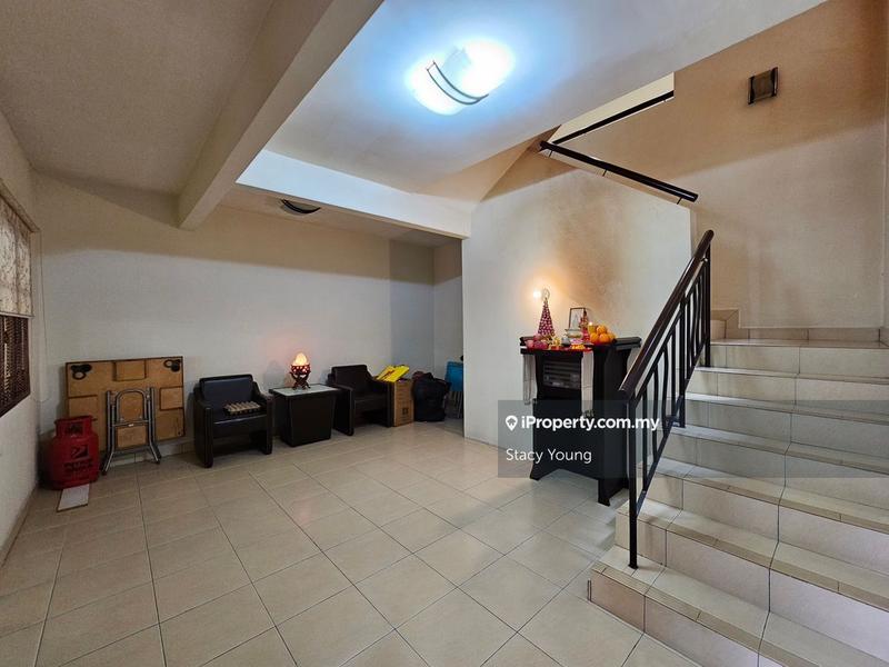 Rumah Teres 3-Tingkat untuk Dijual di Taman Bukit Prima, Cheras oleh Stacy Young - iProperty.com.my
