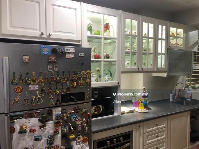 Condominium for Sale in Sterling by Allen Tan - iProperty.com.my