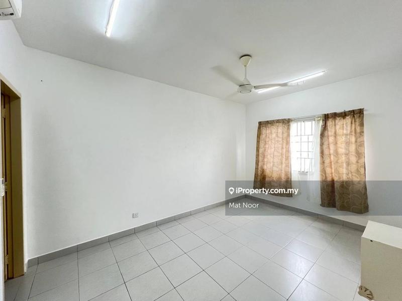 Pangsapuri untuk Dijual di Seri Intan Apartment oleh Mat Noor - iProperty.com.my