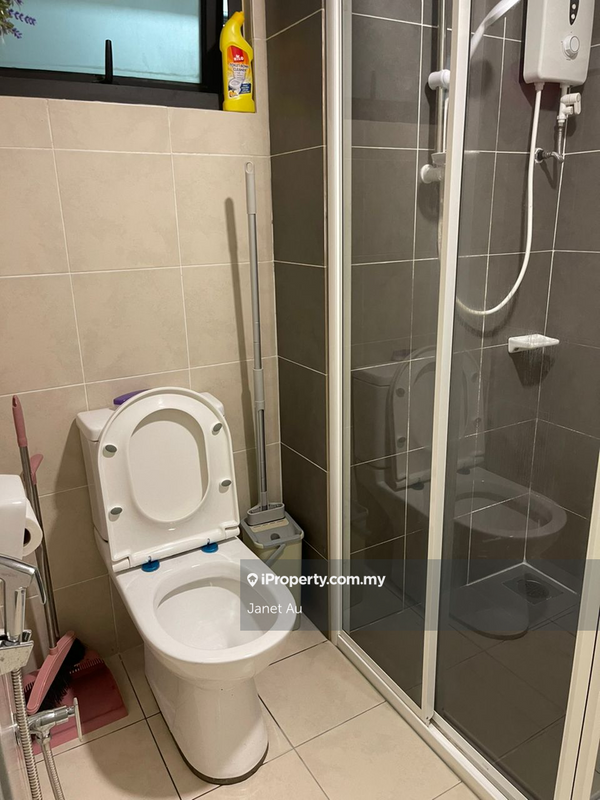 Kediaman Servis untuk Dijual di Tiara Imperio Residence oleh Janet Au - iProperty.com.my