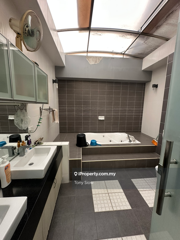 Bungalow House for Sale in USJ Heights, Subang Jaya by Tony Siow - iProperty.com.my