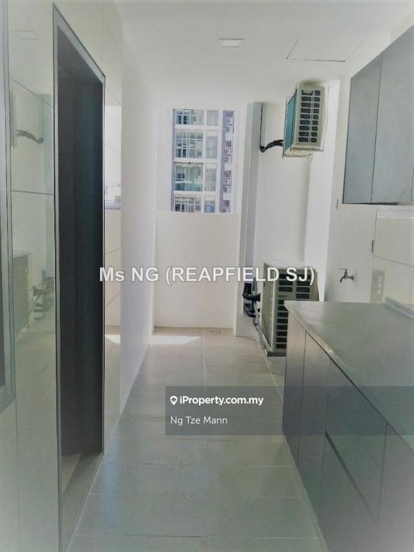Condominium for Sale in Lakefront Residence by Ng Tze Mann - iProperty.com.my