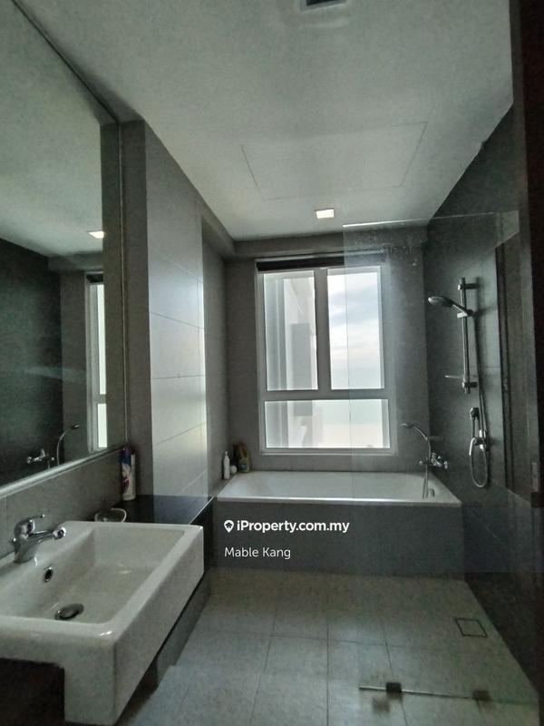 Kondominium untuk Dijual di Bayu Ferringhi Condominiums oleh Mable Kang - iProperty.com.my