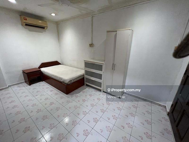 2.5-storey Terraced House for Sale in Desa Manjung Raya, Lumut by Vincent Har - iProperty.com.my
