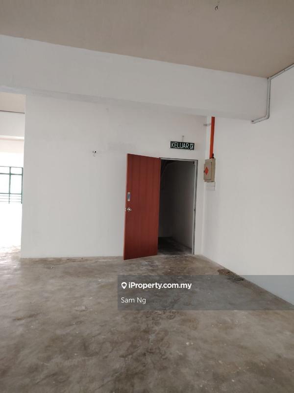 For Rent - USJ 9 Subang Jaya's 3 Storey Shop For Rent