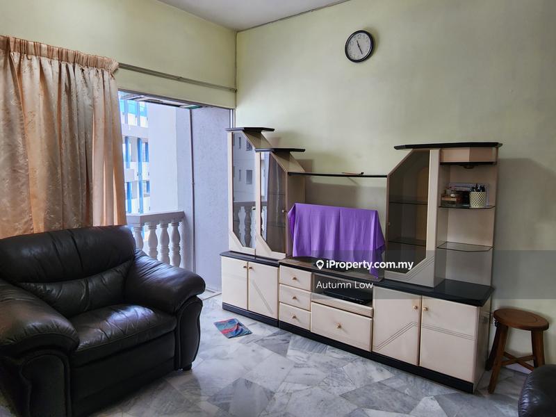 Condominium for Sale in Gemilang Indah by Autumn Low - iProperty.com.my