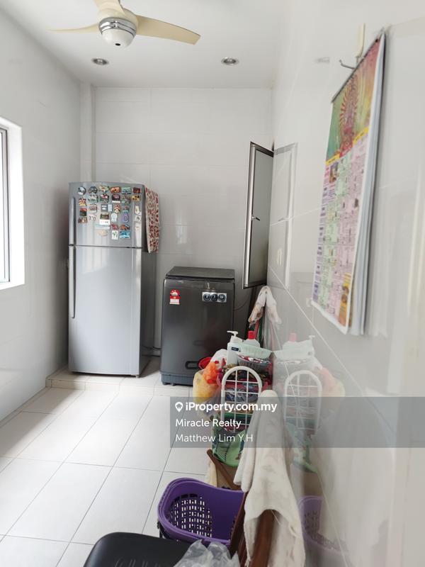 Rumah Berkembar untuk Dijual di Ambang Botanic, Klang oleh Matthew Lim Y.H - iProperty.com.my