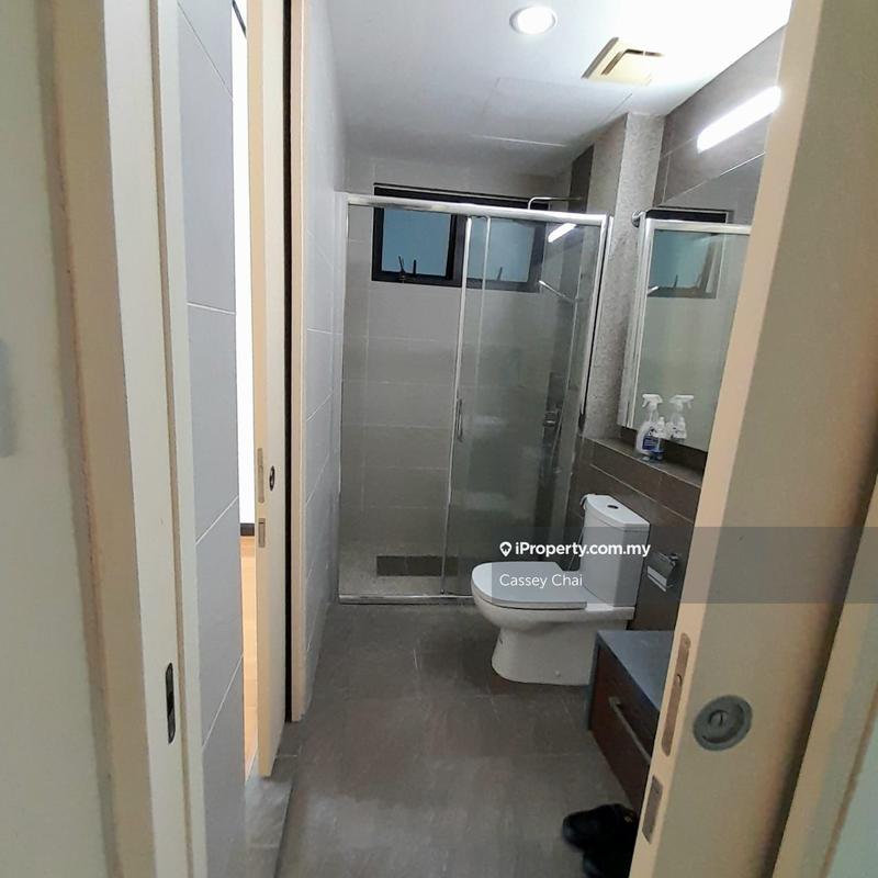Residensi Servis untuk Dijual di Isola oleh Cassey Chai - iProperty.com.my