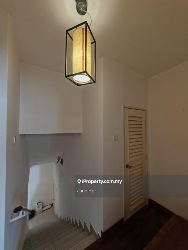 Townhouse for Sale in 16 Sierra, Puchong by Jane Hor - iProperty.com.my