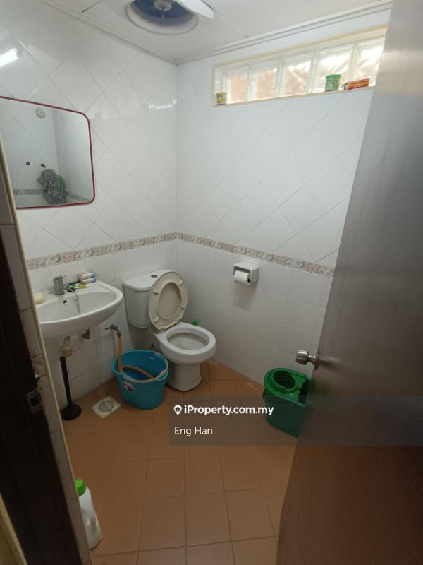 Bungalow House for Sale in Taman Overseas Union (Taman Oug), Jalan Klang Lama (Old Klang Road) by Eng Han - iProperty.com.my