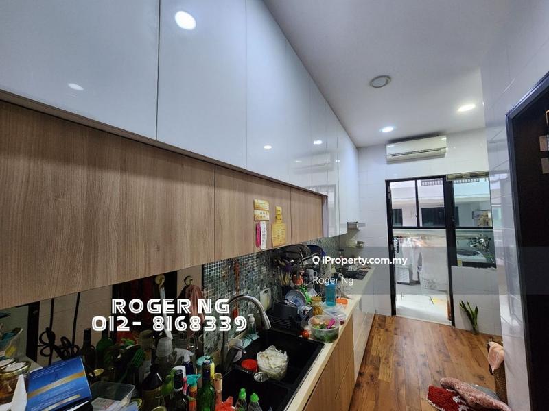 Rumah Berangkai 3.5 Tingkat untuk Dijual di Duta Villa, Setia Alam oleh Roger Ng - iProperty.com.my