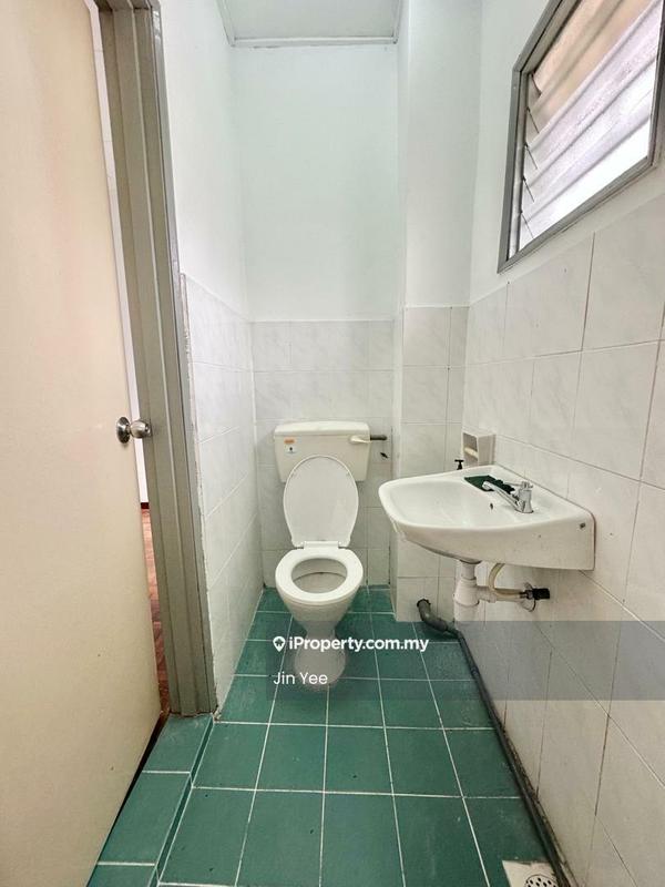 2-storey Terraced House for Sale in Taman Puncak Jalil, Seri Kembangan by Jin Yee - Bathroom - iProperty.com.my