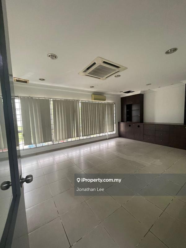 Kilang Teres untuk Dijual di Taman Perindustrian Puchong Utama, Puchong oleh Jonathan Lee - iProperty.com.my