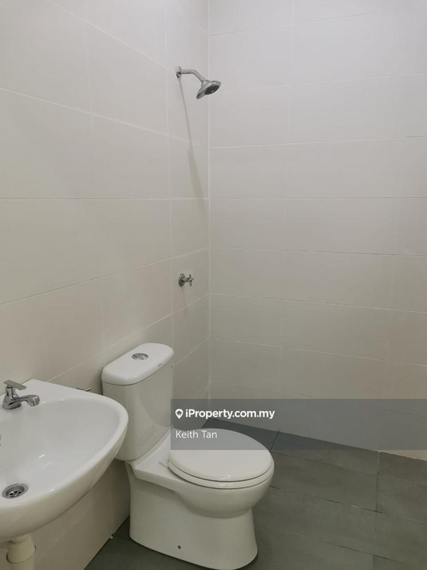 2.5-storey Terraced House for Sale in Taman Ozana Residence, Ayer Keroh by Keith Tan - iProperty.com.my