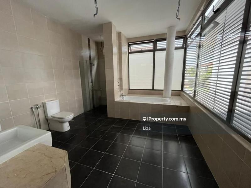 Bungalow House for Sale in Banyan Close, Bandar Bukit Mahkota, Bangi by Liza - iProperty.com.my