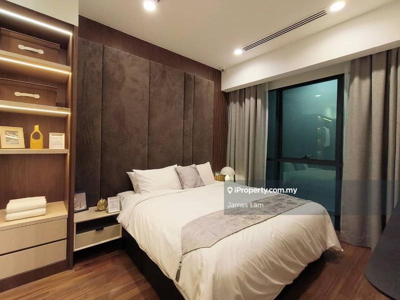 For Sale - Times Square 2