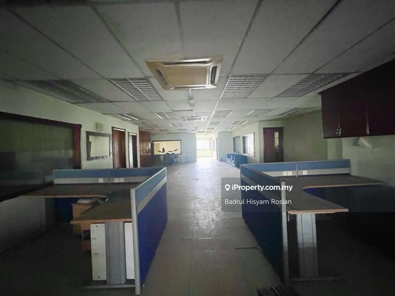 Gudang untuk Dijual di Seksyen 33, Shah Alam oleh Badrul Hisyam Roslan - iProperty.com.my