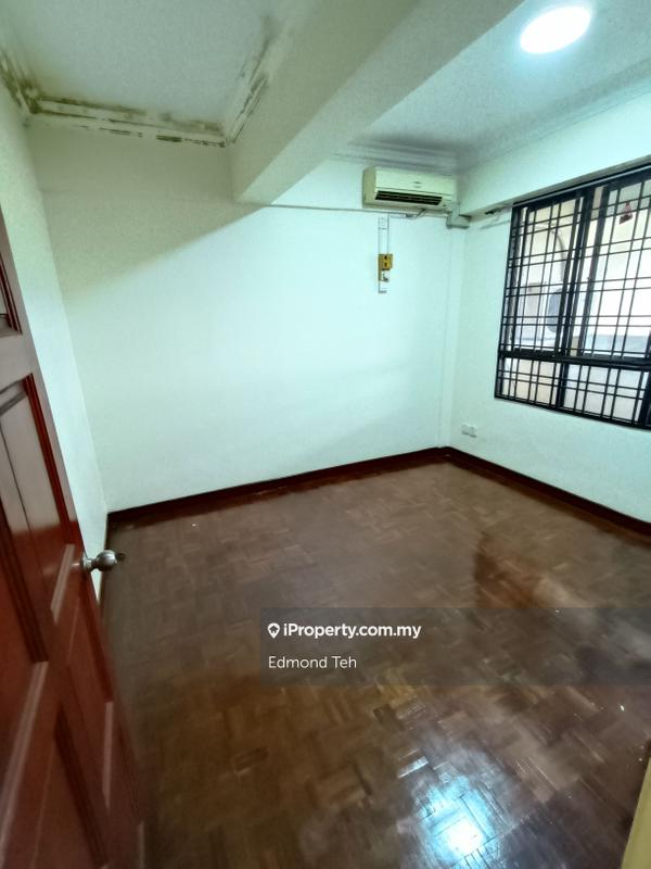 Apartment for Sale in Anjung Hijau (Greenfields) by Edmond Teh - iProperty.com.my