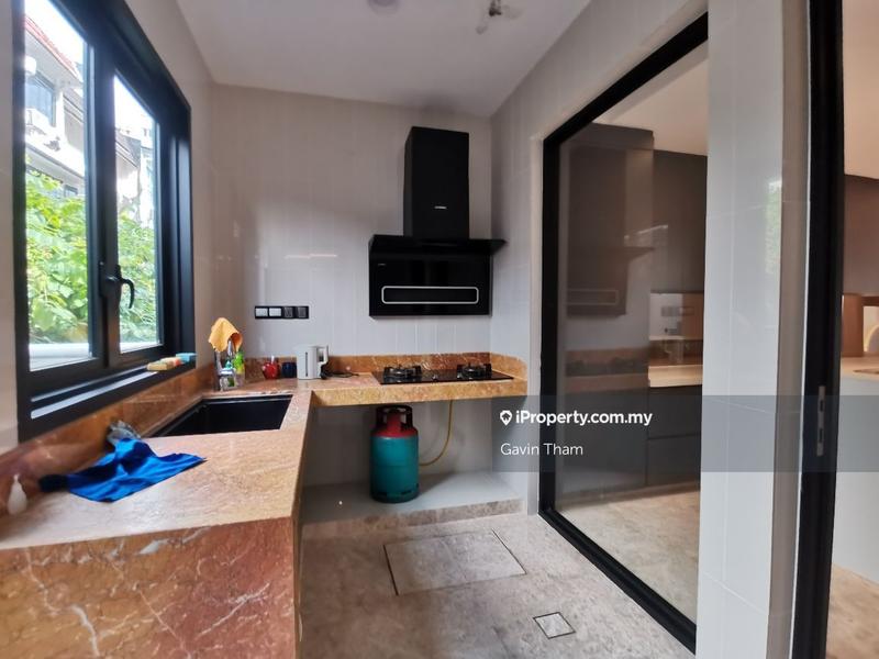 Rumah Berangkai 2.5 Tingkat untuk Dijual di Taman desa, Taman Desa oleh Gavin Tham - iProperty.com.my