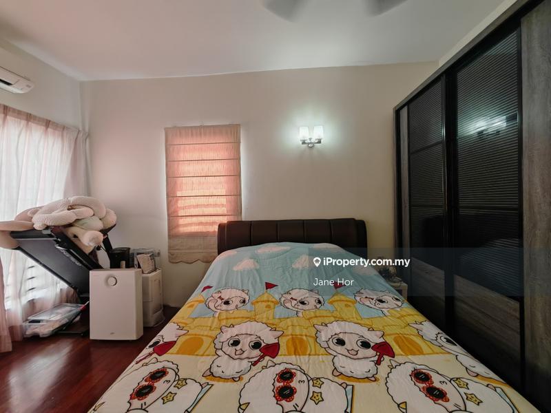 Townhouse for Sale in 16 Sierra, Puchong by Jane Hor - iProperty.com.my