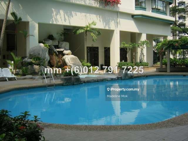 Kondominium untuk Dijual di Araville oleh Madeline Mok - Araville Swimming Pool - iProperty.com.my