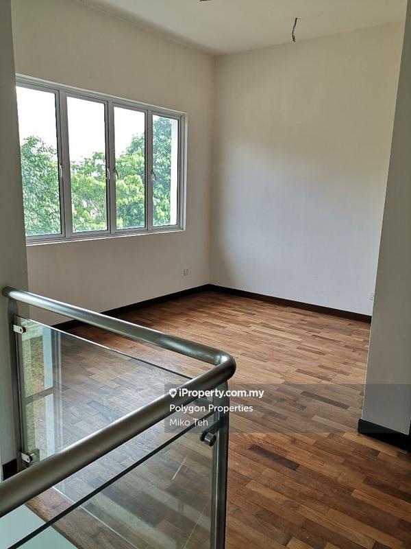 Banglo untuk Dijual di Villa Heights, Seri Kembangan oleh Miko Teh - iProperty.com.my