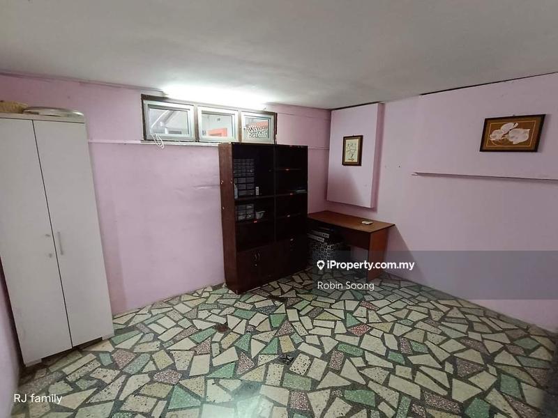 Bungalow House for Sale in Taman Sin Hoe, Bukit Baru by Robin Soong - iProperty.com.my