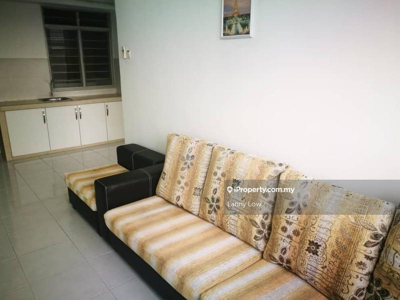 Service Residence for Rent in Main Place Residence by Lanny Low - Living hall of one bedroom unit in Main PlaceUSJ21 - iProperty.com.my